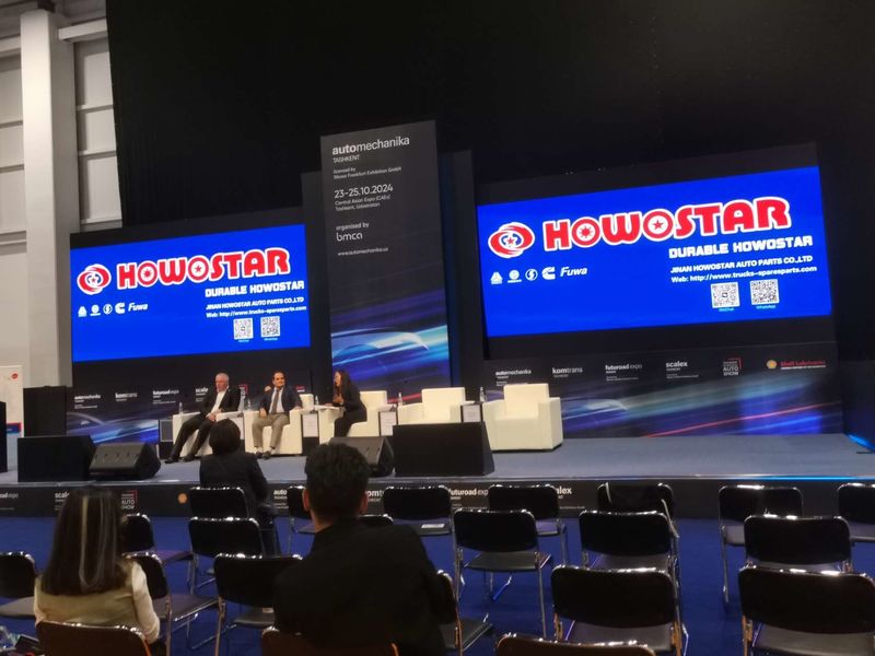 Porcellana JINAN HOWOSTAR AUTO PARTS CO.,LTD Profilo Aziendale