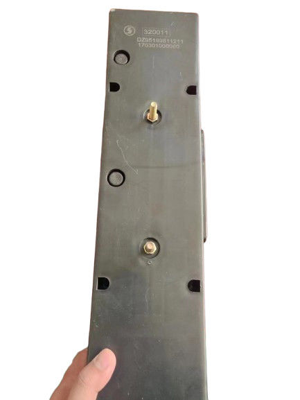DZ95189811211 Tail Light